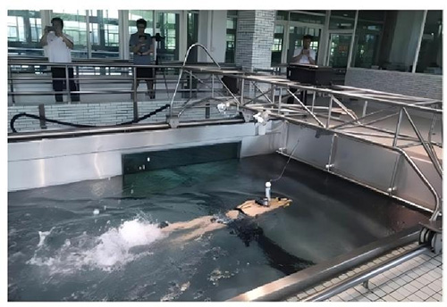 游泳专业训练循环水池